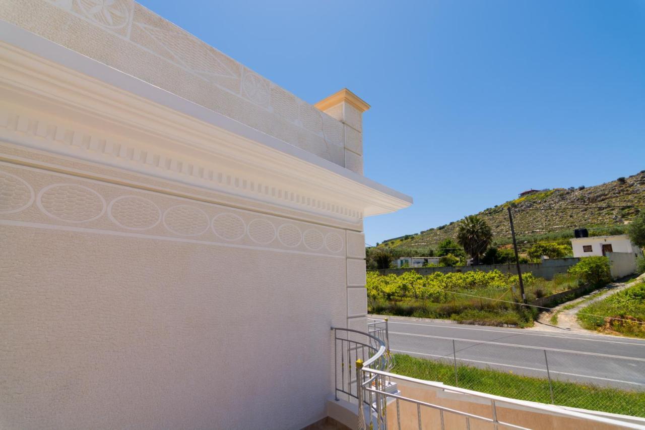 Stratos Palace Elia  Екстериор снимка
